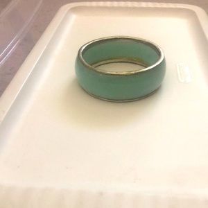 Costume jewelry - Jade color bracelet